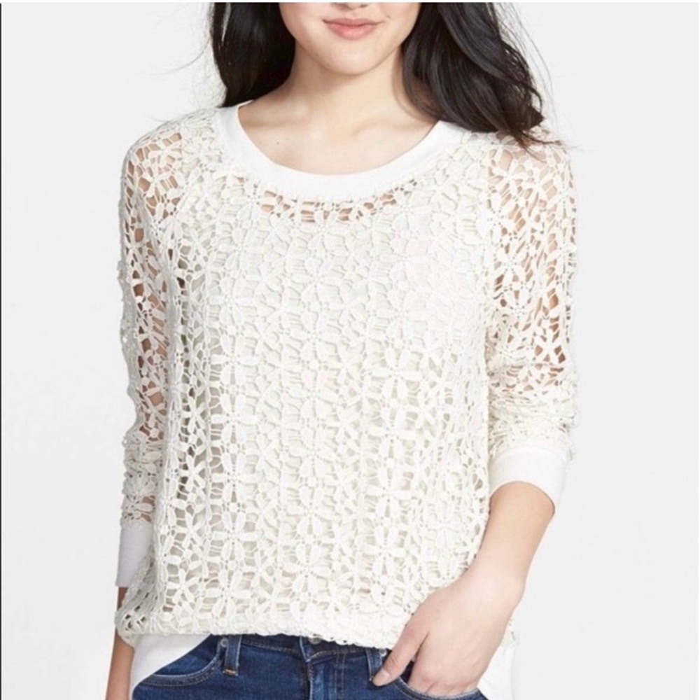 Halogen Cream Crochet Lace Top